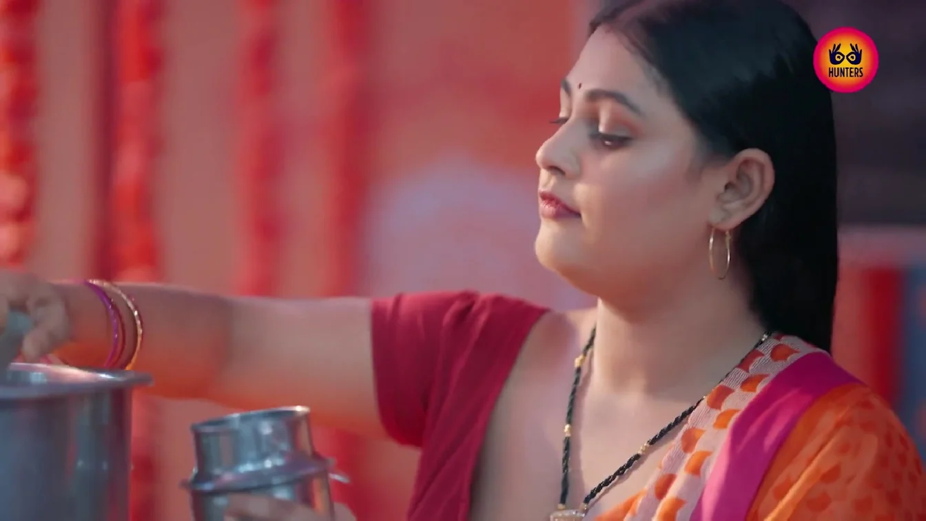Doodh Wali S01 P01 Hunters
